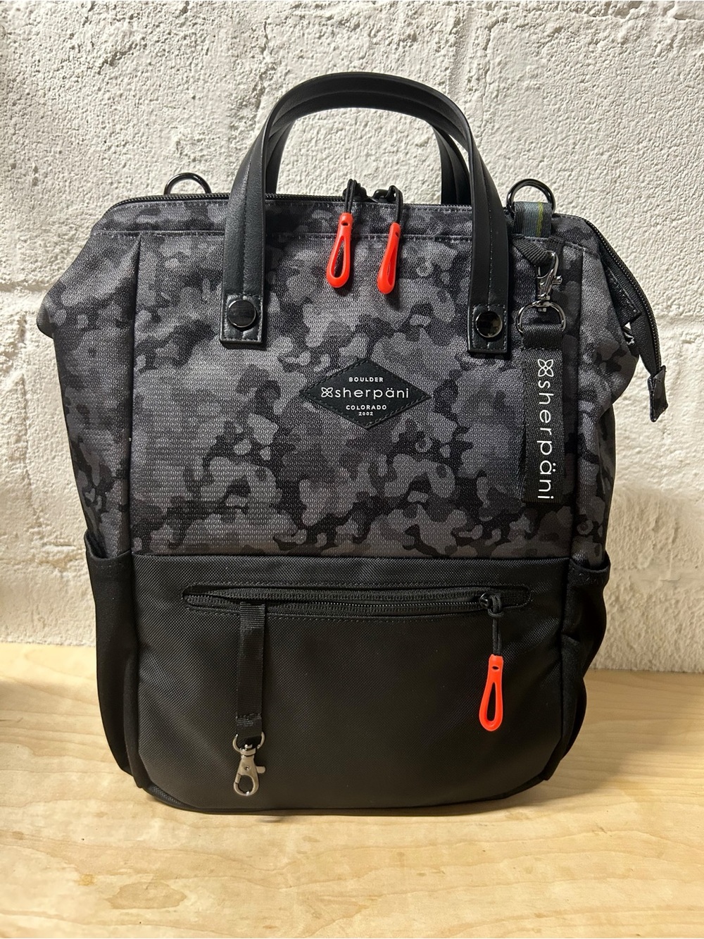 Sherpani Dispatch Women’s Black Camo Convertible Backpack Tote - Dream Camo NWOT